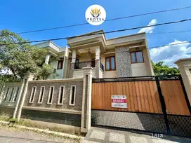 Rumah BAGUS FURNISHED Tanah 200m2  Selangkah Ke Tuparev Kota Cirebon