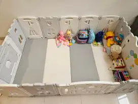 Lumba Castle Fence 12+2B Panjang + Playmat Antibakteri