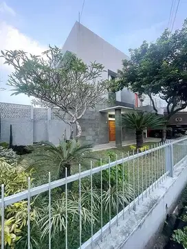 Rumah Mewah Tanah Luas Furnished Di Arcamanik Dekat Antapani Cicaheum