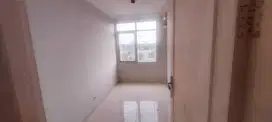 DIJUAL APARTEMEN 3 BR PERMATA EKSEKUTIF LANTAI 7
