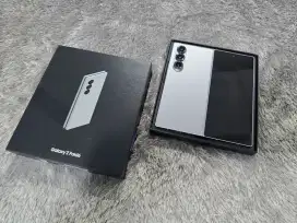 Samsung Galaxy Z Fold 6 Silver 256Gb like new