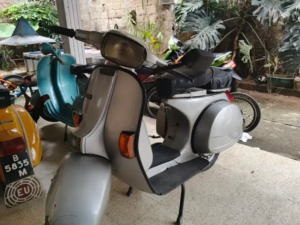 Vespa Exclusive 2 Tahun 1996