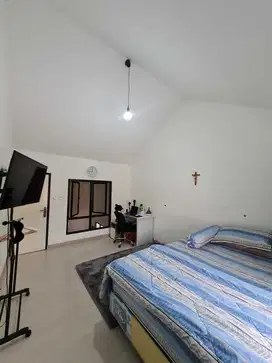 DI jual rumah wilayah ciledug