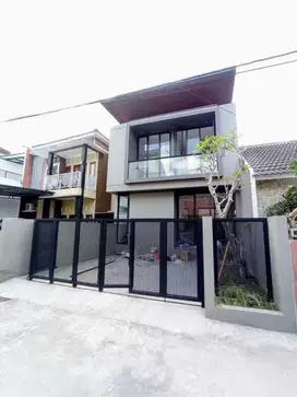 JUAL RUMAH BARU DUA LANTAI FURNISHED DI WEDOMARTANI SLEMAN YOGYAKARTA