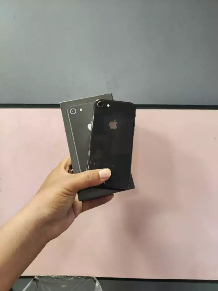 Ip 8 256gb smart only