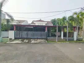 Rumah Hoek Luas Di Harapan Indah Bekasi