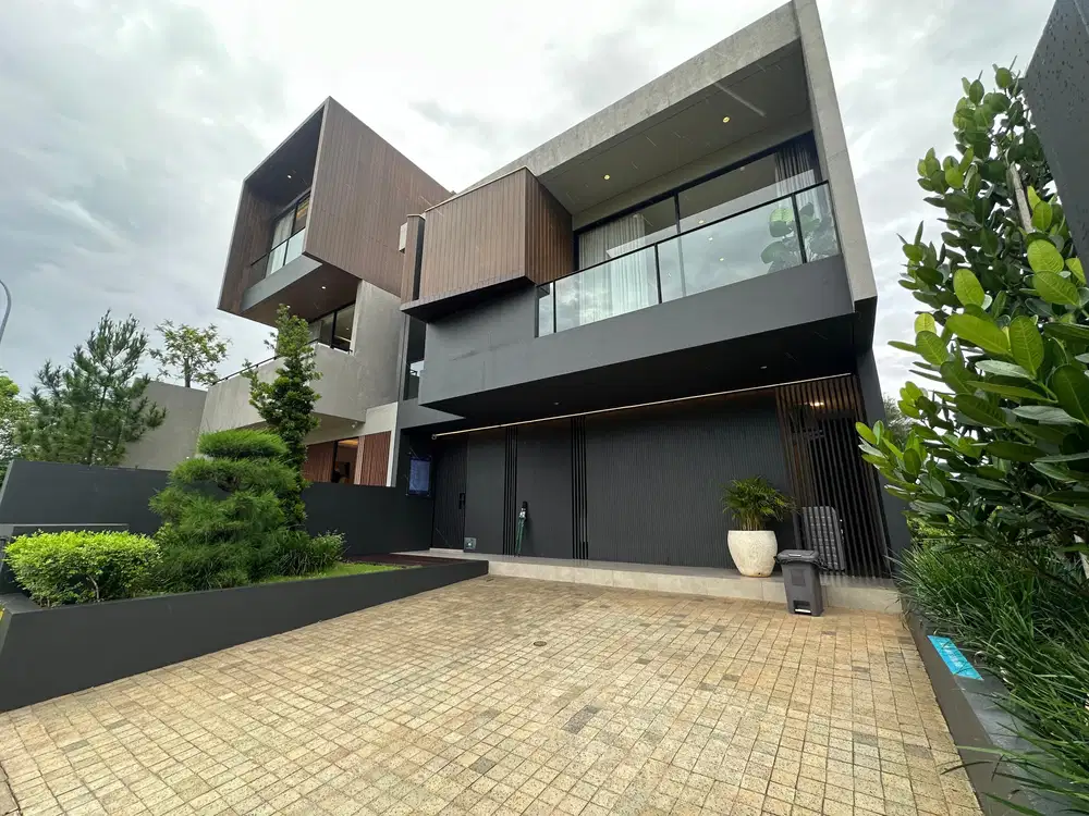 SHILA SAWANGAN DEPOK