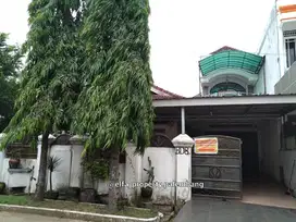 Disewakan Rumah Bagus dan Terawat Komplek Poligon Palembang