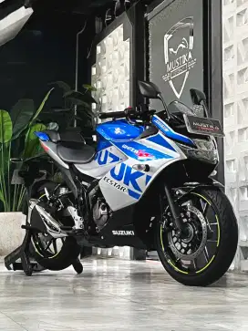 GSX GIXXER SF 250. Odo 3rb like new. DANNY Mustika Motoshop Malang
