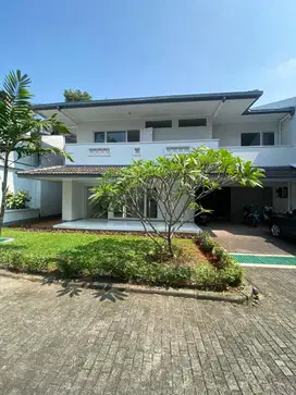 For Rent a Beautiful Compound in Kemang Jakarta Selatan