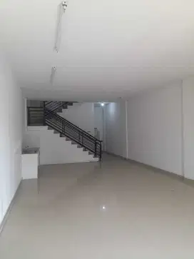 Ruko Siap Pakai 4,5 Lantai di Sunter, Jakarta Utara