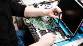 DIBUTUHKAN TEKNISI LAPTOP