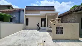 RUMAH MURAH SIAP HUNI TANAH LUAS DEKAT KAMPUS UAD 4