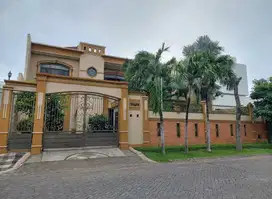 *DIJUAL RUMAH MEWAH PAKUWON CITY JALAN KEMBAR BOULEVARD