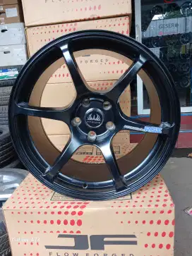 Velg advan rg3 ring 18x8,5-9,5 pcd 5x114,3 ET 40-35 innova crv