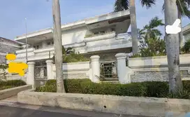 Rumah hoek 2 lantai di pluit