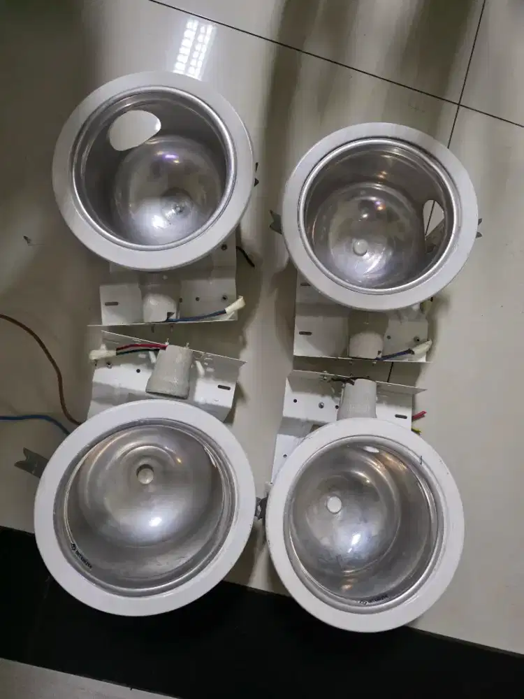 Dijual down light ex proyek msh bagus