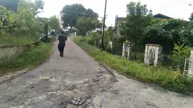 Tanah dan Rumahnya di Gobah Dekat dg jalan Sudirman