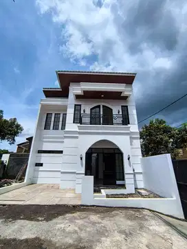 Rumah Baru Desaign Classic Di Cibiru Dkt Ujung Berung UPI Tol Cileunyi