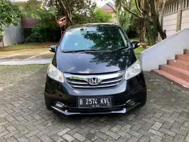 HONDA FREED SD AT 2015