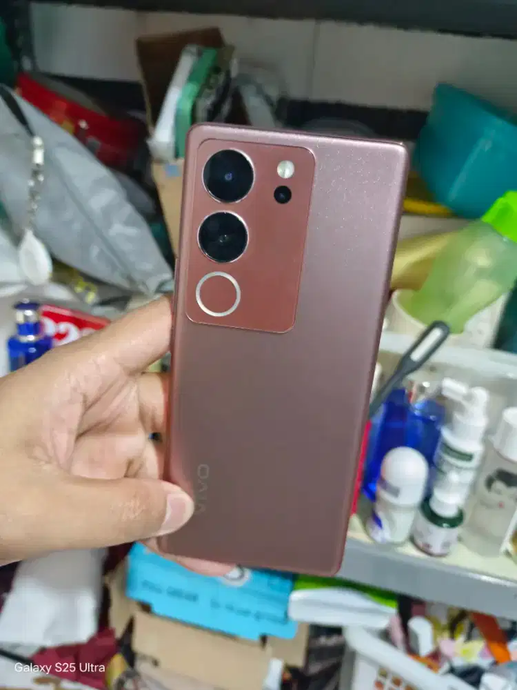 Vivo V29 5G ram 12/512gb hp only