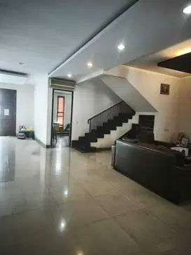 Rumah siap huni 2 lantai di janur indah kalapa gading jakarta utara