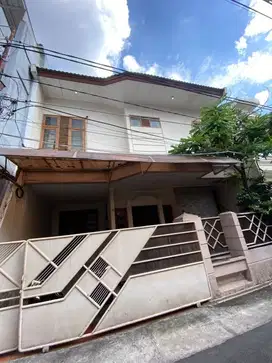 Rumah di Tanjung Duren Selatan Kosongan 9x13