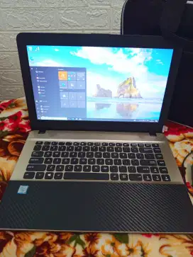 Laptop Asus X441U . Core i3 . Ram 8gb/SSD .windows 10