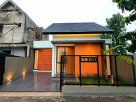 Rumah cantik di Jl Bias cocok untuk pasangan muda! 3 Kamar & Siap Huni