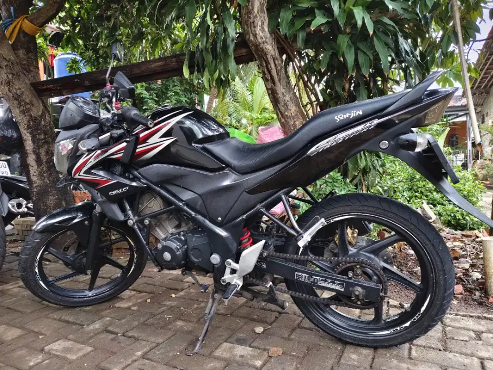 CB 150 R old tahun 2013