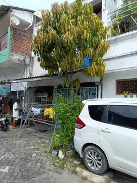 RUMAH DI JALAN SIKATAN IV NO I-D, MANUKAN WETAN, TANDES SURABAYA