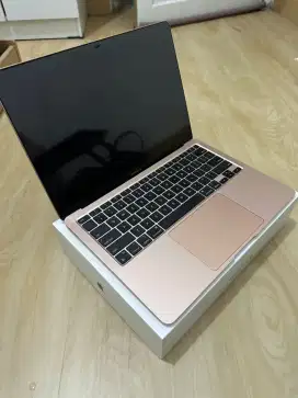 MacBook air M1 2020