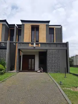 Dijual Cepat Rumah Sutera Alba Ext Alam Sutera
