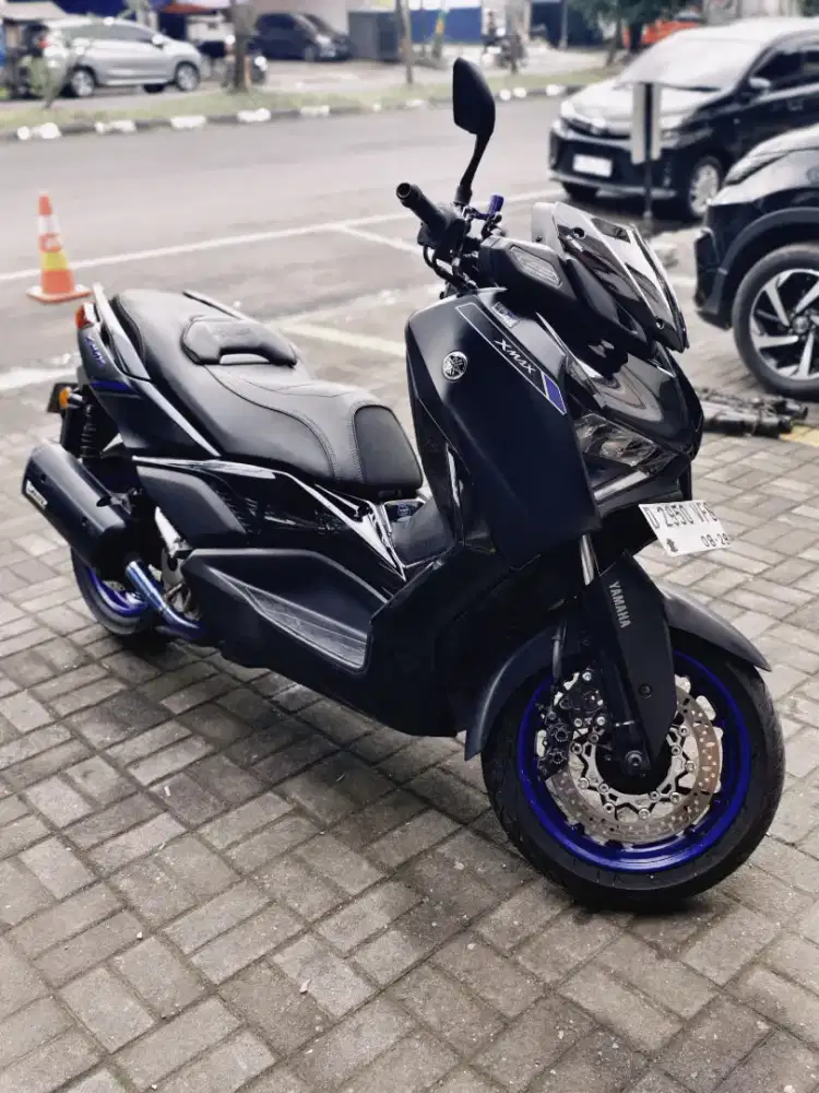 Xmax New Connected 2024 Modief
