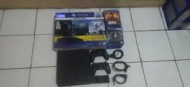 Di jual PS4 Slim Disc 1 TB