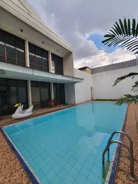 Hunian Elegan di Kawasan Ekspatriat, Jl Bangka Kemang, Jakarta Selatan