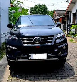 Dijual Fortuner Mobil Pribadi