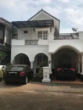Di jual rumah di Legenda Wisata