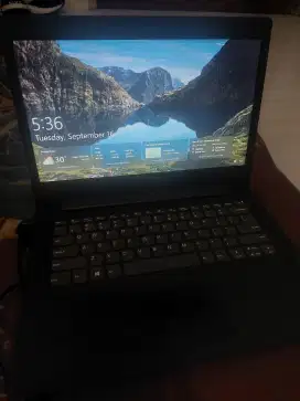 Laptop Lenovo Core i3