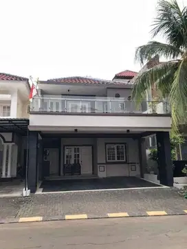 Rumah di Jual di cluster depan Mall Living World Kota Wisata