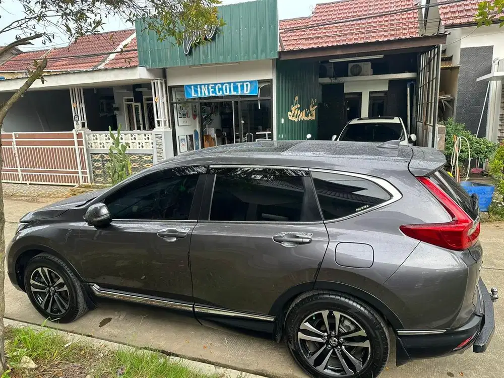 CR-V Prestige Turbo 1.5 L istimewa dan berkelas