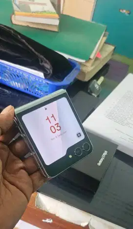 Samsung Galaxy Flip 5 512gb sein mulus fullset ori ada bonus