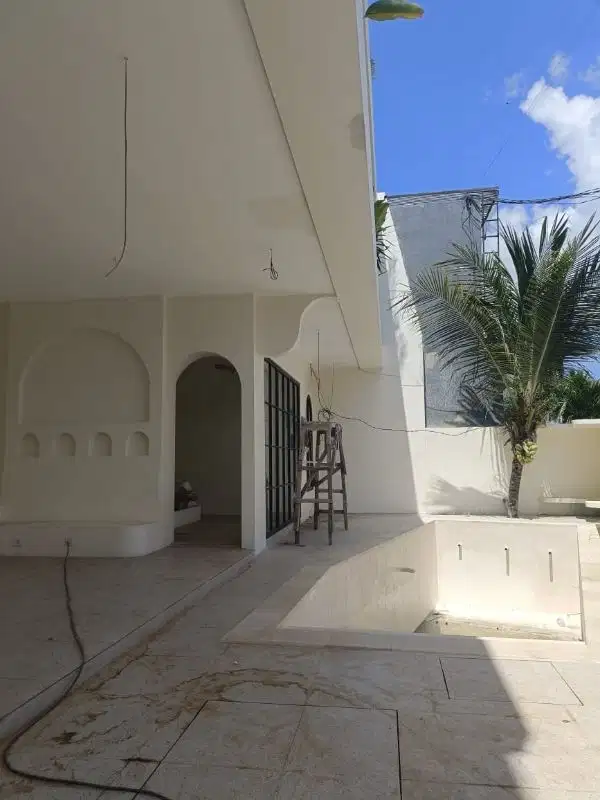 New Villa brawa Dekat atllas