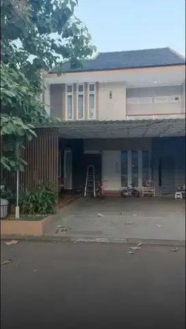 Di jual rumah baru 1 tahun di Legenda Wisata Cibubur
