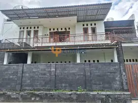 RUMAH MEWAH DENGAN LINGKUNGAN ASRI DI NGAGLIK SLEMAN