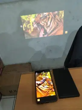 Sony mini proyektor MP-CL1 seukuran hp ( langka )