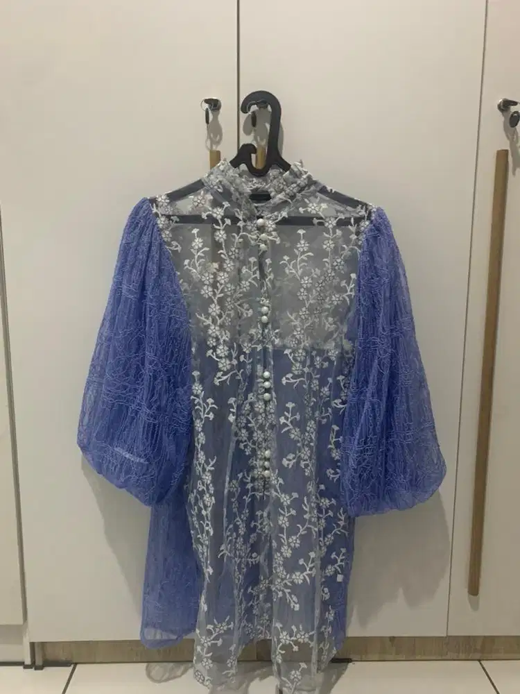 Top outer brukat