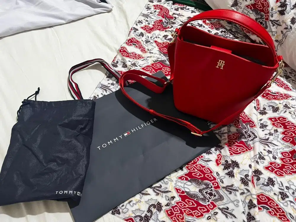 PL Tommy hilfiger ori nego chat aja