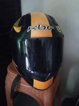 Jual helm kbc masih bagus
