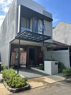 Rumah baru 2 lt minimalis di Meruya